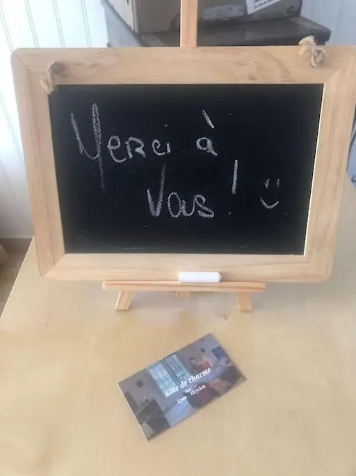Studio De Charme Pour Sejour Tranquille A Deux Meyzieu 0*,  Fransa