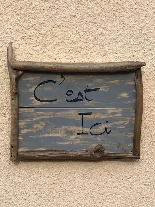 Daire Studio De Charme Pour Sejour Tranquille A Deux Meyzieu